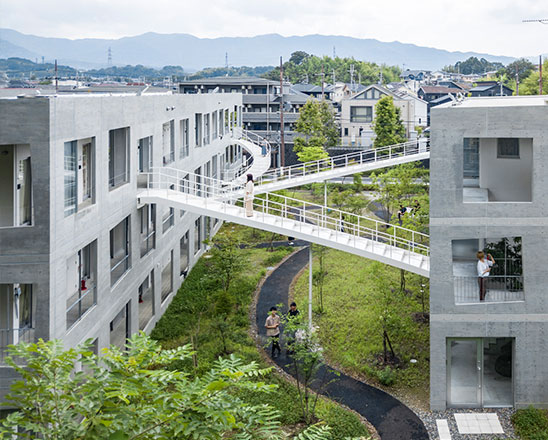 成安造型大学